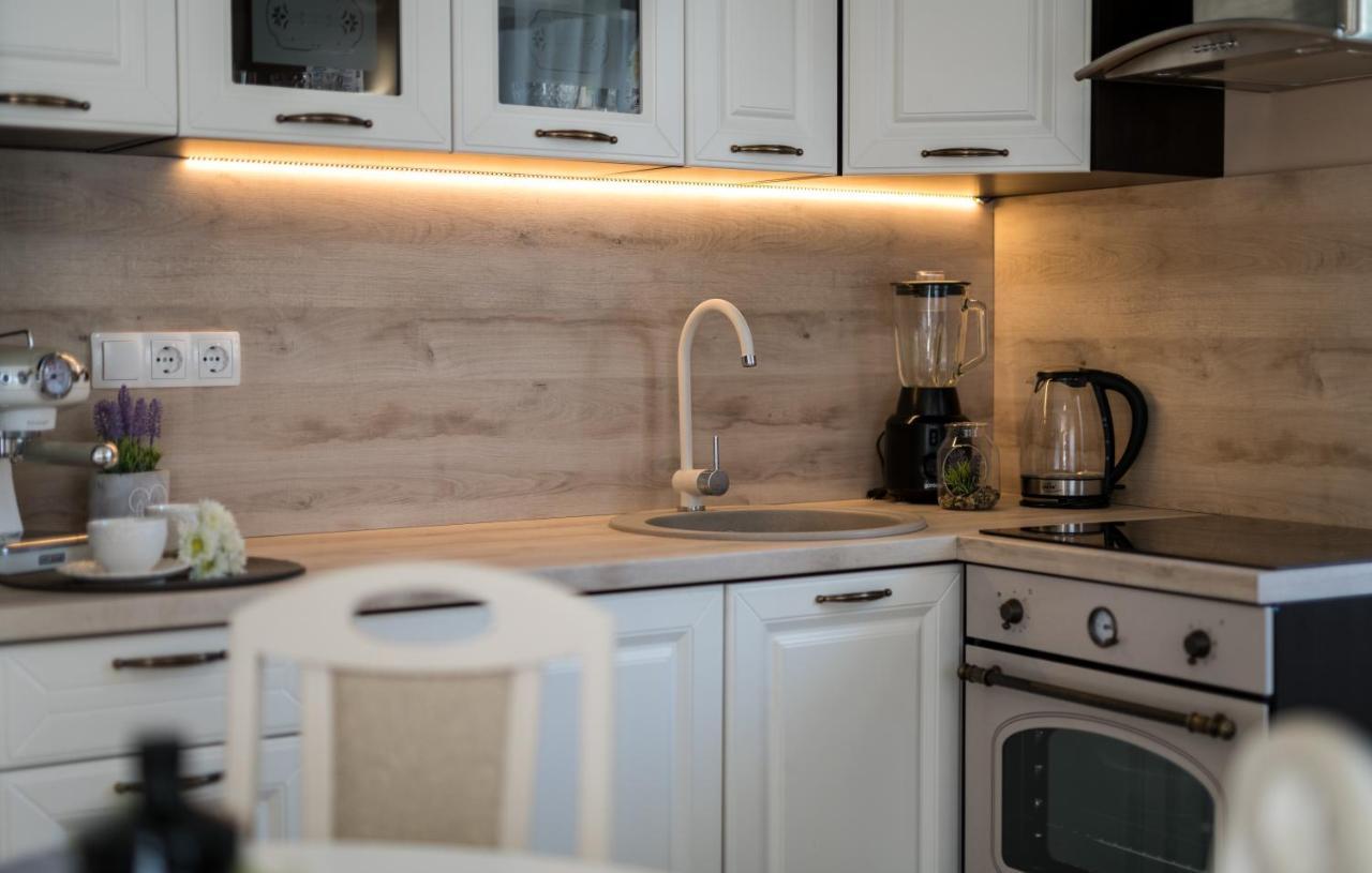 Holiday House Serenity Малинска Екстериор снимка